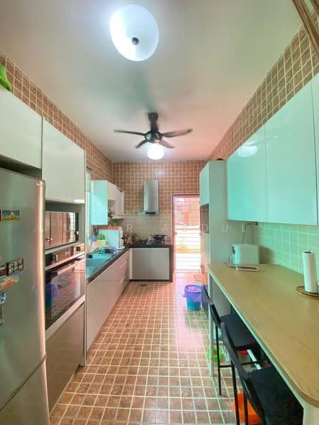 Semi-Detached House for Sale in Bandar Baru Salak Tinggi (Sepang) - Umar Abdul Aziz - Kitchen - PropertyGuru.com.my