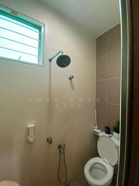 Semi-Detached House for Sale in Bandar Baru Salak Tinggi (Sepang) - Umar Abdul Aziz - Bathroom - PropertyGuru.com.my