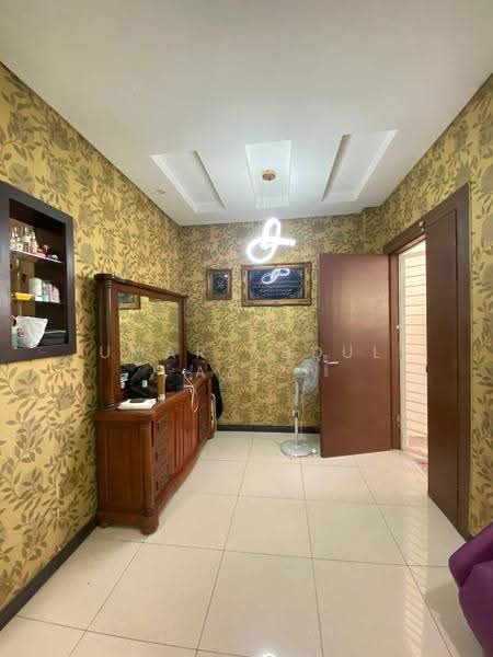 Semi-Detached House for Sale in Bandar Baru Salak Tinggi (Sepang) - Umar Abdul Aziz - Interior - PropertyGuru.com.my