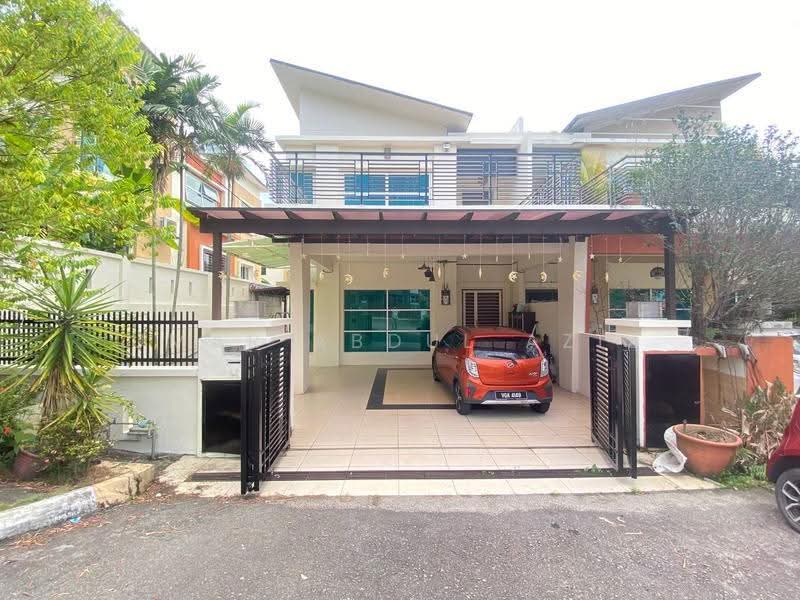Semi-Detached House for Sale in Bandar Baru Salak Tinggi (Sepang) - Umar Abdul Aziz - Exterior - PropertyGuru.com.my