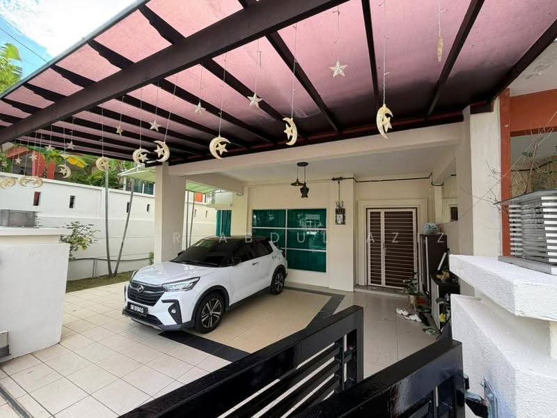 Semi-Detached House for Sale in Bandar Baru Salak Tinggi (Sepang) - Umar Abdul Aziz - Exterior - PropertyGuru.com.my