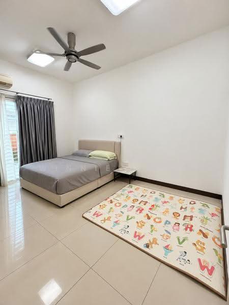 Bungalow House for Sale in Kota Kemuning (Shah Alam) - Winnie Chow - Bedroom - PropertyGuru.com.my
