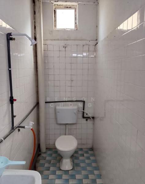Kilang untuk Disewa di Kulai (Johor) - Benson Chong - Bathroom - PropertyGuru.com.my