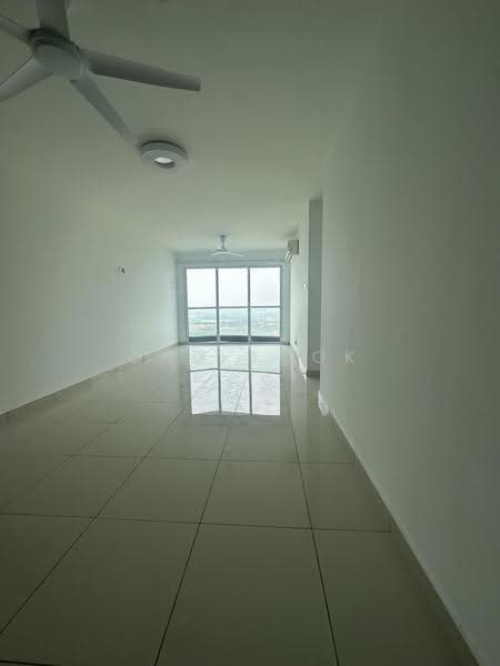 Kondominium untuk Dijual di Aurora Residence @ Lake Side City - Ong Yook Hwai - Living Room - PropertyGuru.com.my