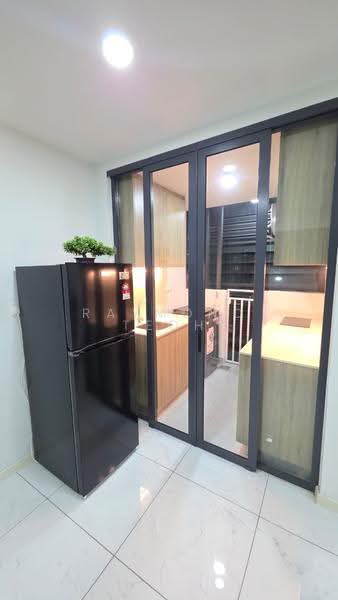 Service Residence for Rent at Suasana @ Utropolis - Raymond Teoh - Kitchen - PropertyGuru.com.my