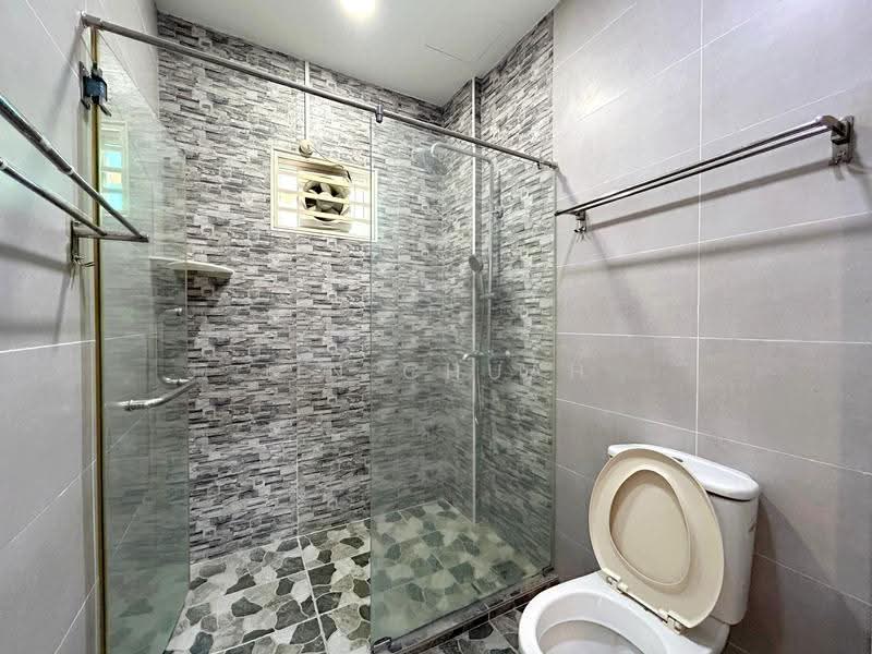 Rumah Teres 3-Tingkat untuk Dijual di Jelutong (Penang) - Jin Chuah - PropertyGuru.com.my
