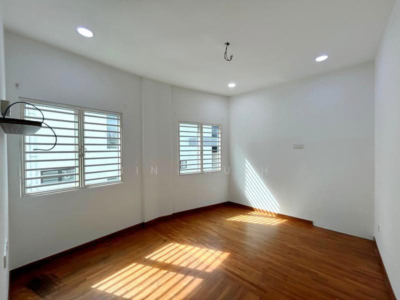Rumah Teres 3-Tingkat untuk Dijual di Jelutong (Penang) - Jin Chuah - PropertyGuru.com.my