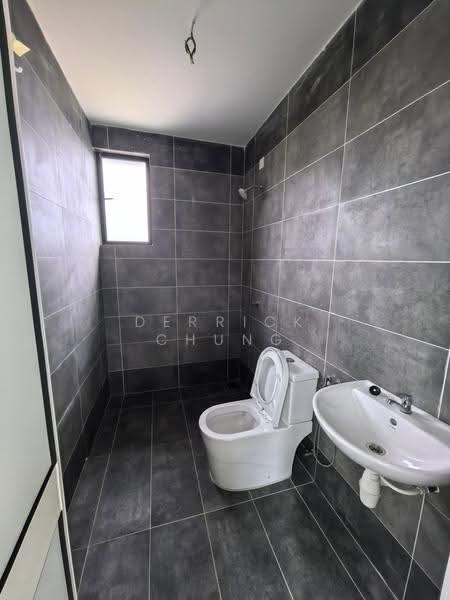 Semi-Detached House for Sale in Ipoh (Perak) - Derrick Chung - Bathroom - PropertyGuru.com.my