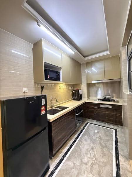 Service Residence for Rent at R&F Princess Cove Phase 1 - Oscar Wong - Kitchen - PropertyGuru.com.my