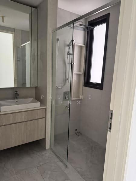 Kediaman Servis untuk Dijual di Jendela Residences - Pauline Teng - Bathroom - PropertyGuru.com.my