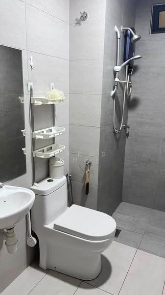 Service Residence for Rent at KL Traders Square - Cyrus Chee - Bathroom - PropertyGuru.com.my