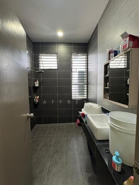 Terraced House for Sale in Johor Bahru (Johor) - Jaffrey . - Bathroom - PropertyGuru.com.my