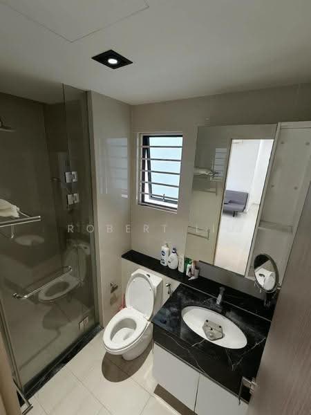 Kondominium untuk Disewa di Bay 21 - Robert Liu - Bathroom - PropertyGuru.com.my
