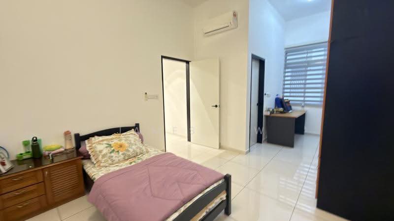 Rumah Teres untuk Dijual di Taman Desa Tebrau (Tebrau) - James Lew - Bedroom - PropertyGuru.com.my