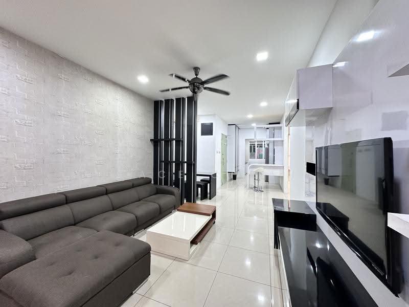Rumah Bandar untuk Disewa di Bandar Utama (Selangor) - Grace Cheah - Living Room - PropertyGuru.com.my