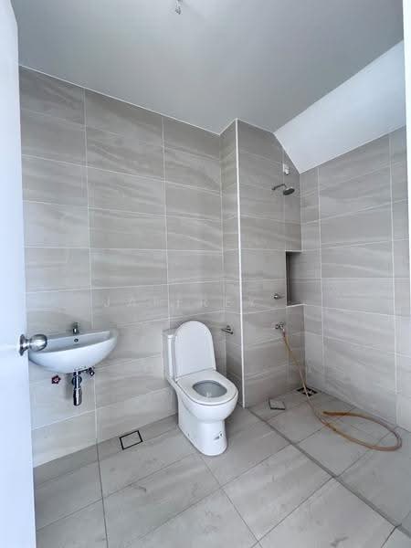 2-storey Terraced House for Sale in Taman Ekoflora (Johor Bahru) - Jaffrey . - Bathroom - PropertyGuru.com.my