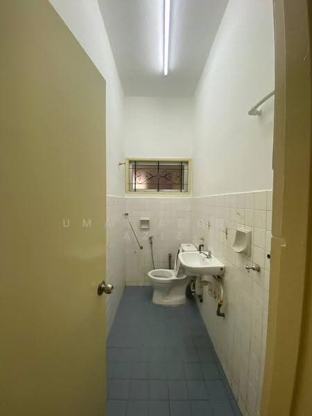 Rumah Teres 2-Tingkat untuk Disewa di Taman Tun Dr Ismail (Kuala Lumpur) - Umar Abdul Aziz - Bathroom - PropertyGuru.com.my