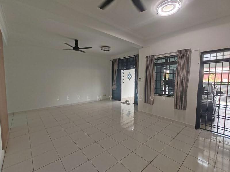 Terraced House for Sale in Taman Mas Jaya (Ipoh) - Jeremy Voon - Living Room - PropertyGuru.com.my