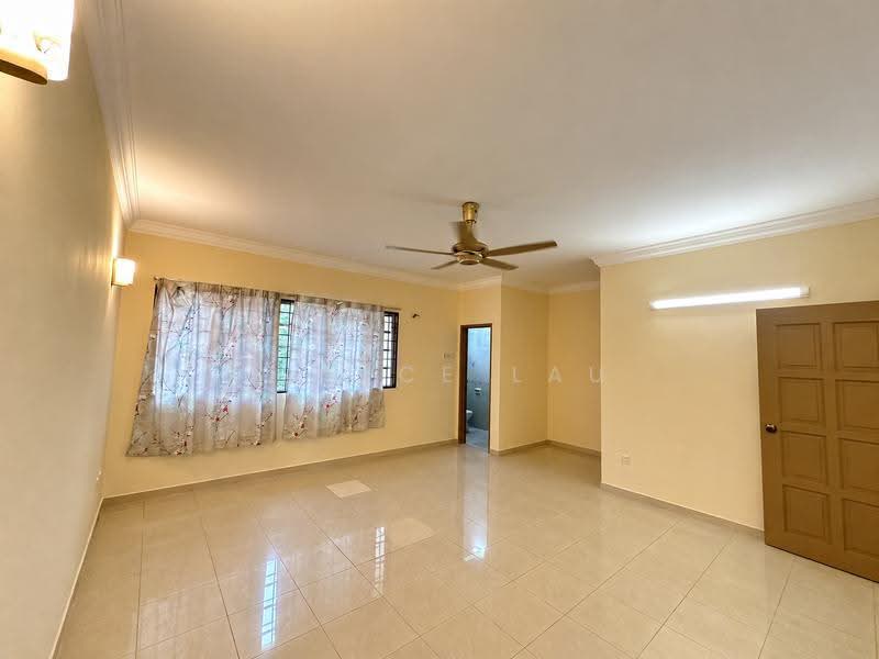 2-storey Terraced House for Sale in Taman Seri Taming (Cheras) - Janice Lau - Living Room - PropertyGuru.com.my