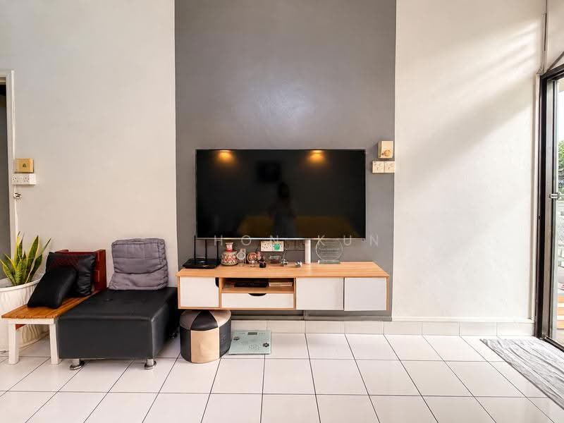Rumah Teres 1.5-Tingkat untuk Dijual di Taman Molek (Johor Bahru) - U Hon Kun - PropertyGuru.com.my