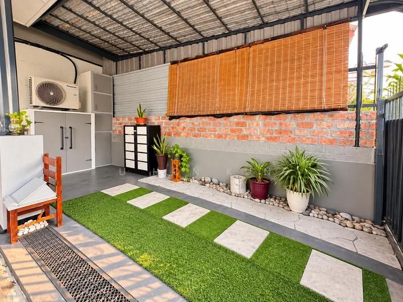 Rumah Teres 1.5-Tingkat untuk Dijual di Taman Molek (Johor Bahru) - U Hon Kun - PropertyGuru.com.my