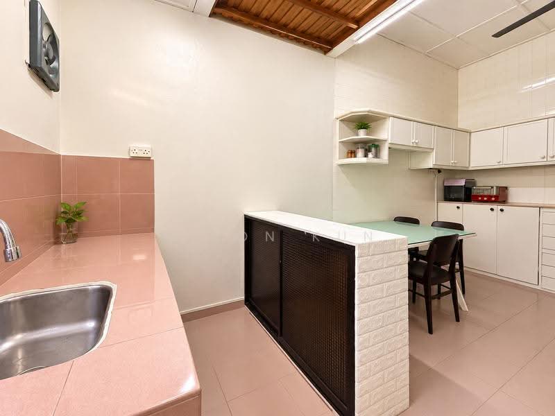 Rumah Teres 1.5-Tingkat untuk Dijual di Taman Molek (Johor Bahru) - U Hon Kun - PropertyGuru.com.my