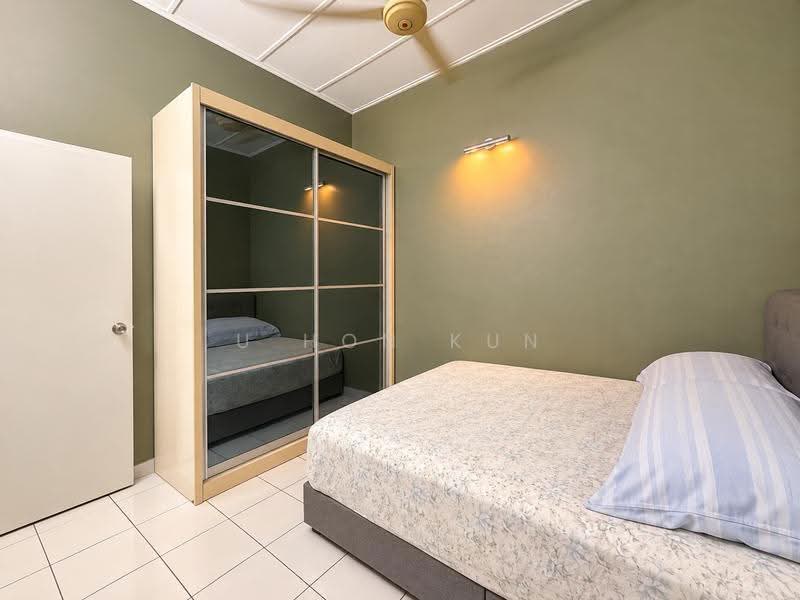 Rumah Teres 1.5-Tingkat untuk Dijual di Taman Molek (Johor Bahru) - U Hon Kun - PropertyGuru.com.my