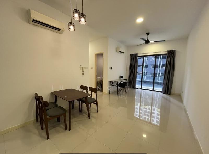 Kediaman Servis untuk Disewa di South View - Iu Kong Hwa - Dining Room - PropertyGuru.com.my