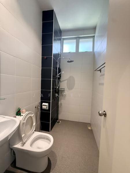 2-storey Terraced House for Sale in Taman Mount Austin (Tebrau) - Jaffrey . - Bathroom - PropertyGuru.com.my