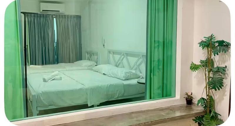 2-storey Terraced House for Sale in Permas Jaya (Johor) - Sam Chai - Bedroom - PropertyGuru.com.my