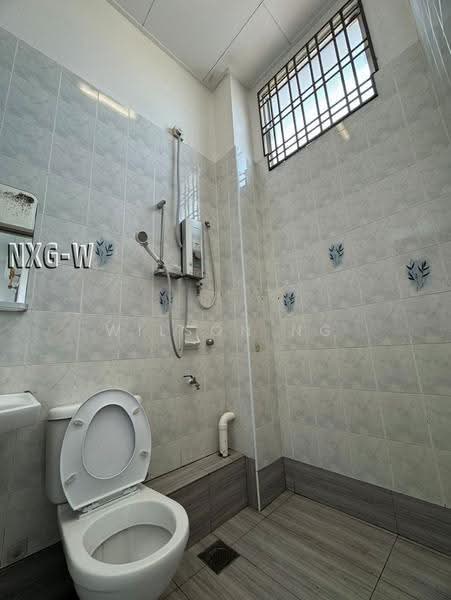 2-storey Terraced House for Sale in Setia Impian (Setia Alam) - Wilson Ng - Bathroom - PropertyGuru.com.my