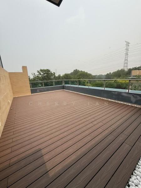 Twin Villas for Rent in Forest City (Gelang Patah) - Cherry Tan - Balcony - PropertyGuru.com.my