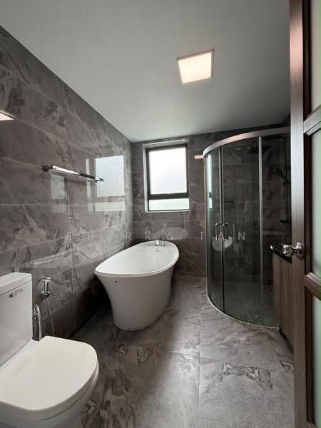 Twin Villas for Rent in Forest City (Gelang Patah) - Cherry Tan - Bathroom - PropertyGuru.com.my