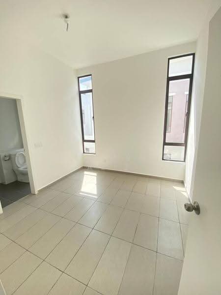 Rumah Berkembar untuk Dijual di Hulu Langat (Selangor) - Umar Abdul Aziz - Bathroom - PropertyGuru.com.my