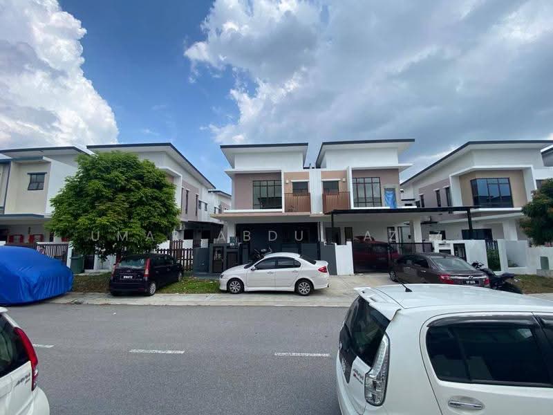 Rumah Berkembar untuk Dijual di Hulu Langat (Selangor) - Umar Abdul Aziz - Exterior - PropertyGuru.com.my