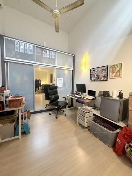2-storey Terraced House for Sale in Bandar Utama 12 (Bandar Utama) - Calvin Law - Study - PropertyGuru.com.my