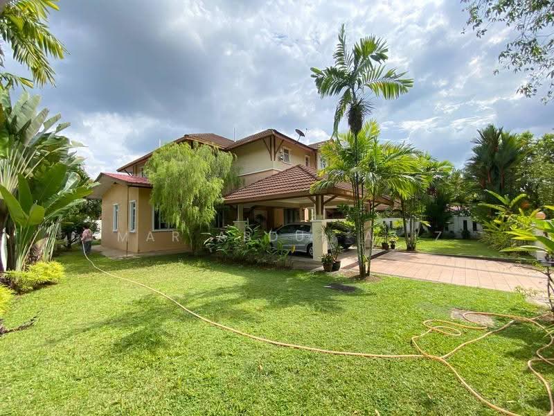 Bungalow House for Sale in Bukit Rahman Putra (Sungai Buloh) - Umar Abdul Aziz - Exterior - PropertyGuru.com.my