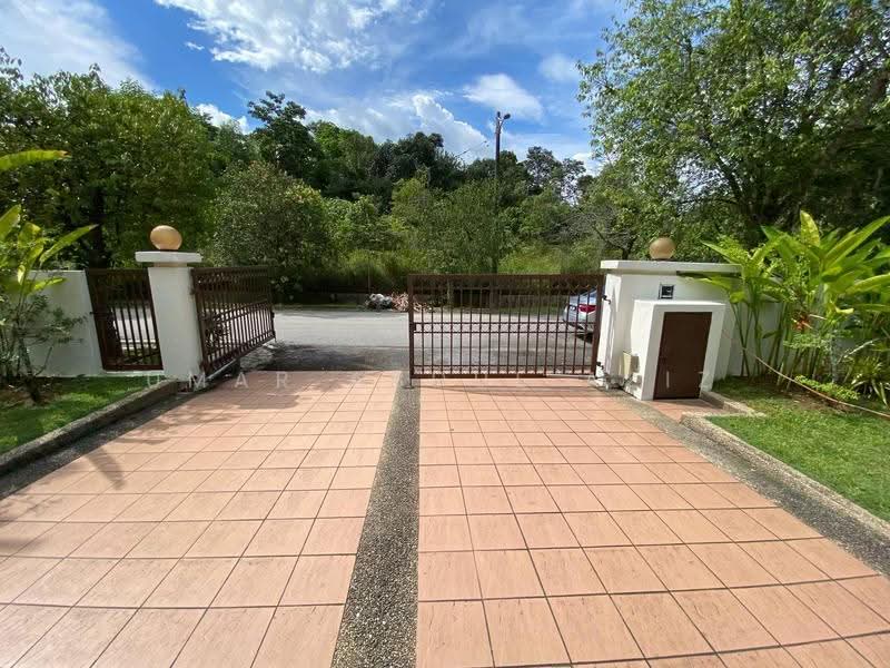 Bungalow House for Sale in Bukit Rahman Putra (Sungai Buloh) - Umar Abdul Aziz - Exterior - PropertyGuru.com.my