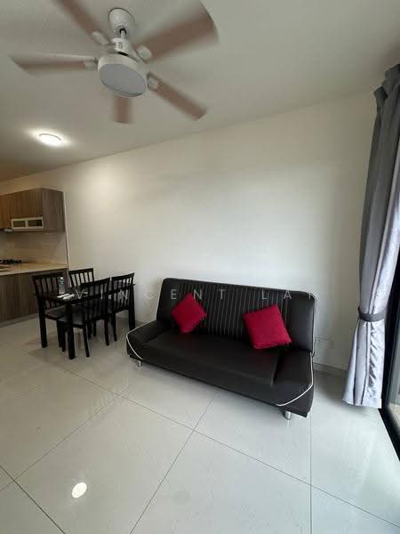 Kediaman Servis untuk Disewa di Country Garden Central Park - Vincent Lai - Living Room - PropertyGuru.com.my