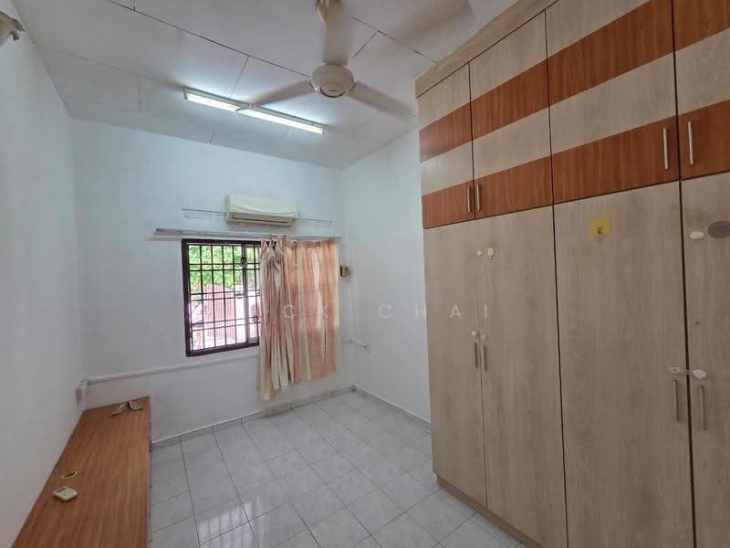 1-storey Terraced House for Sale in Taman Flora Heights (Pasir Gudang) - Jack Chai - Bedroom - PropertyGuru.com.my