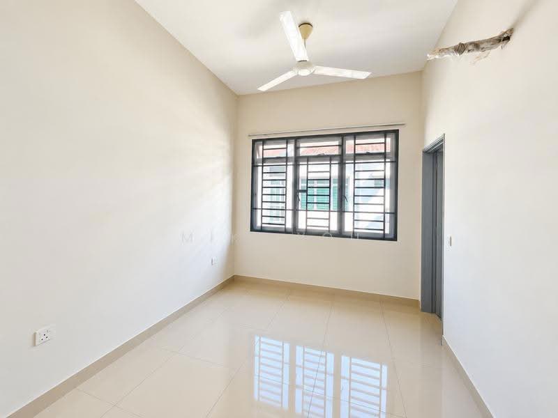 Rumah Teres 2-Tingkat untuk Disewa di Bandar Rimbayu (Telok Panglima Garang) - Miki You - Interior - PropertyGuru.com.my