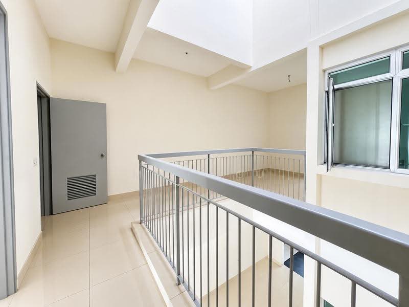 Rumah Teres 2-Tingkat untuk Disewa di Bandar Rimbayu (Telok Panglima Garang) - Miki You - Corridor - PropertyGuru.com.my