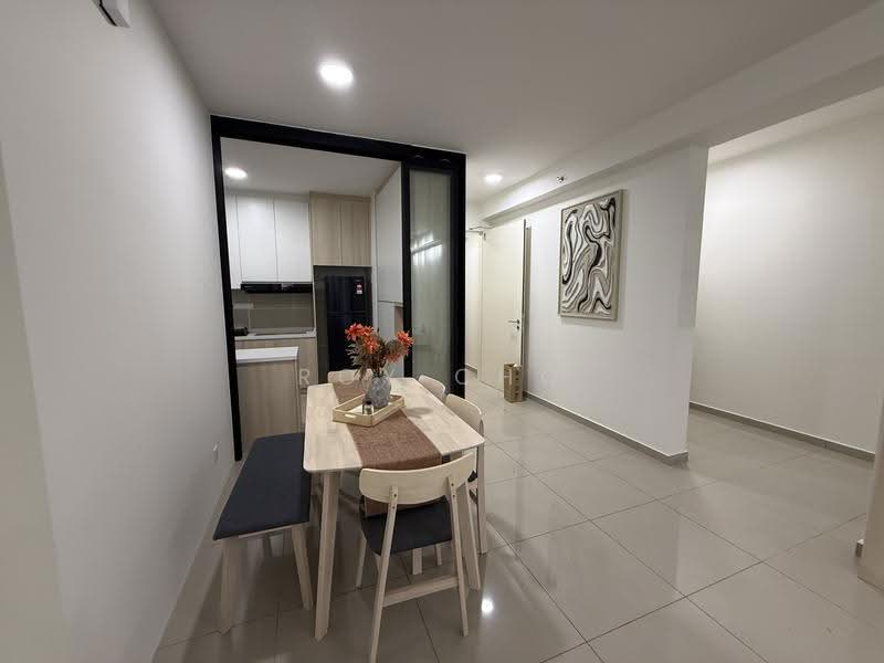 Kediaman Servis untuk Disewa di D'Clover Residences - Roy Cho - Dining Room - PropertyGuru.com.my