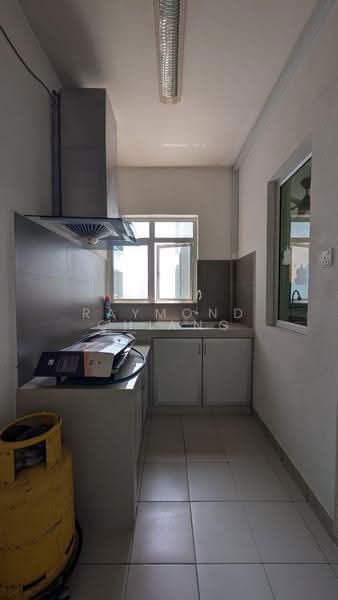 Condominium for Sale at Alam Puri - Raymond Chiang - Kitchen - PropertyGuru.com.my