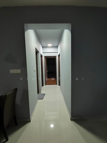 Kediaman Servis untuk Disewa di Country Garden Central Park - Vincent Lai - Corridor - PropertyGuru.com.my