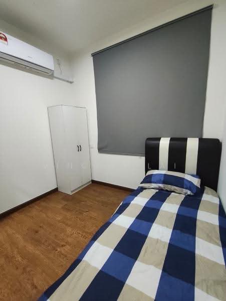 Kediaman Servis untuk Disewa di Country Garden Central Park - Vincent Lai - Bedroom - PropertyGuru.com.my