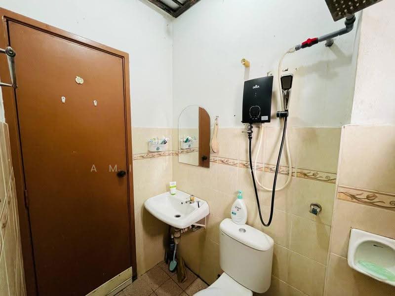 2-storey Terraced House for Sale in Bandar Putera (Klang) - Amirul Akmal - PropertyGuru.com.my