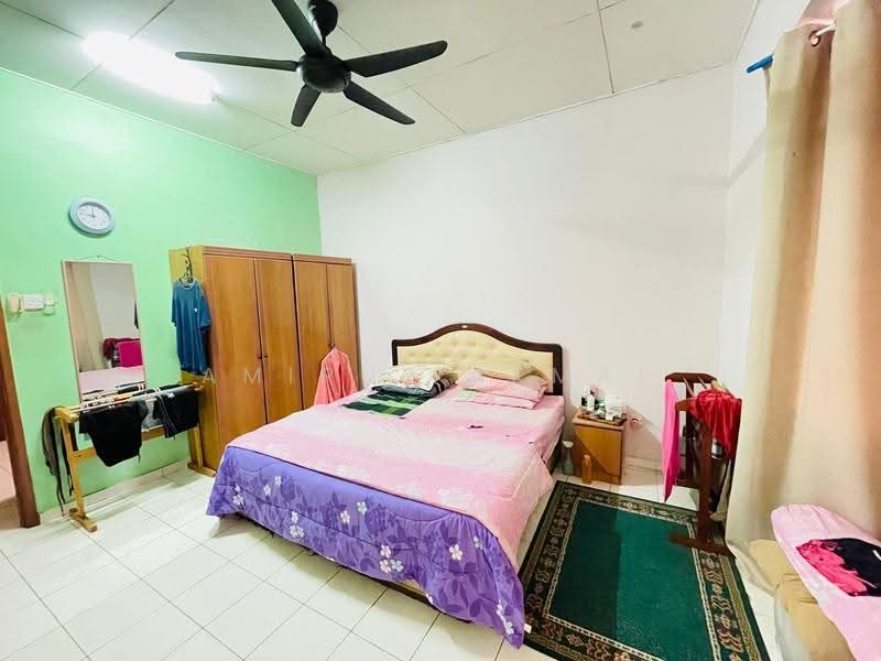 2-storey Terraced House for Sale in Bandar Putera (Klang) - Amirul Akmal - PropertyGuru.com.my