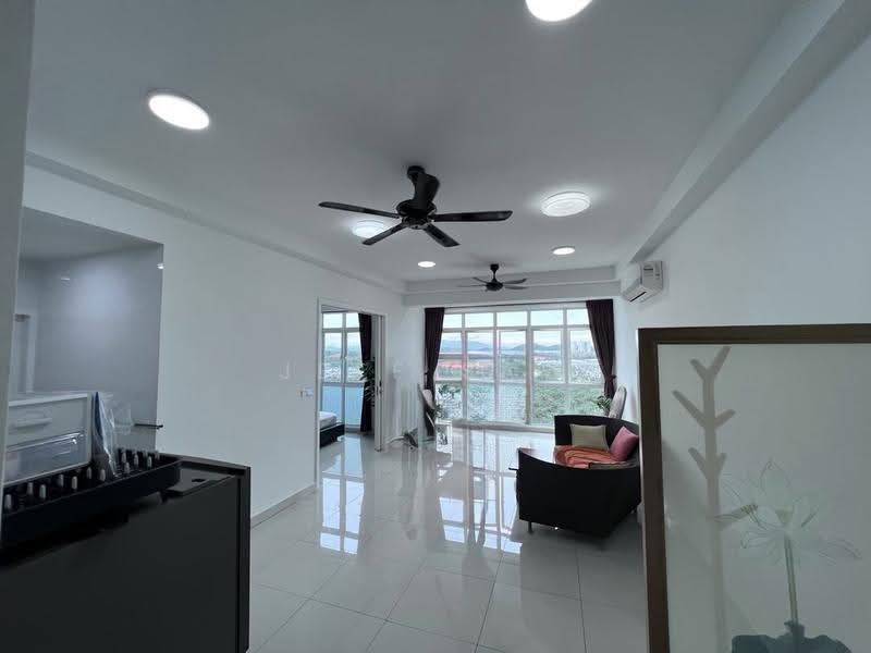 Kondominium untuk Dijual di D'Suites Akasia Horizon @ Horizon Hills - Jeff Saw - Living Room - PropertyGuru.com.my