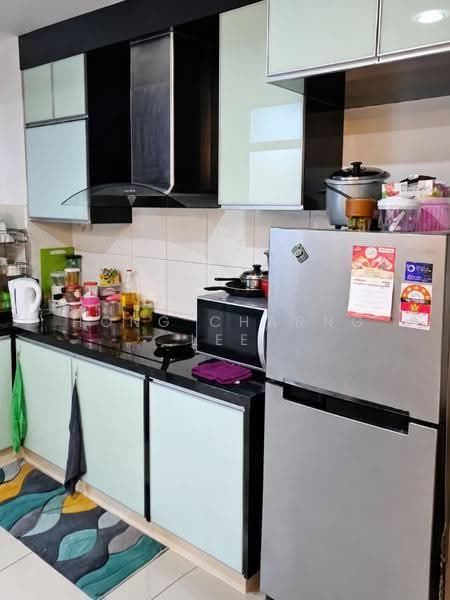 Kediaman Servis untuk Disewa di D'Ambience Residences (Pangsapuri Ikatan Flora) - Hong Charng Lee - Kitchen - PropertyGuru.com.my